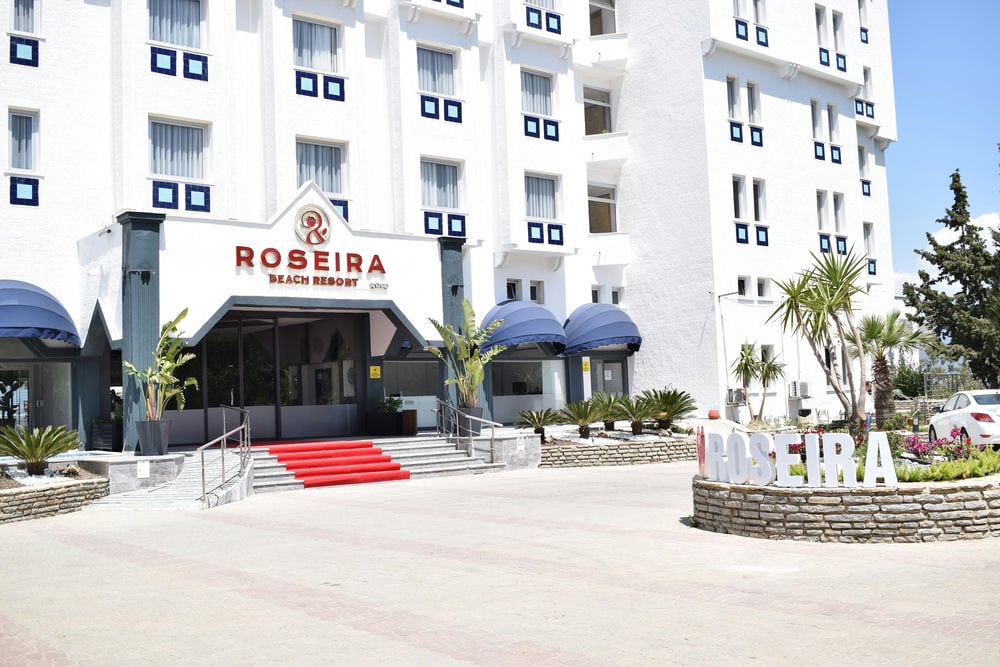 Roseira Beach Resort 4*+