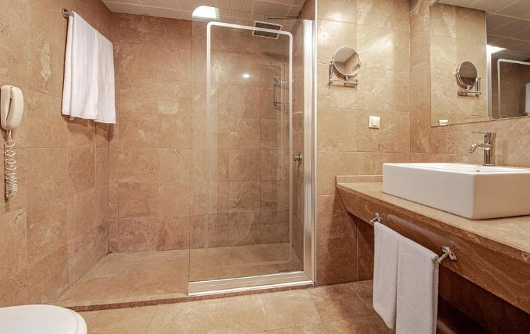 Faros Premium Beach 4*