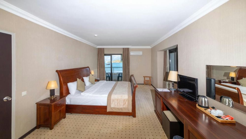 Faros Premium Beach 4*