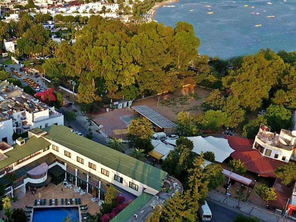 Blue Nuit Hotel 4*