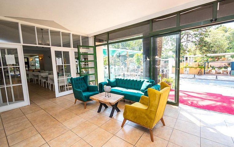 Blue Nuit Hotel 4*