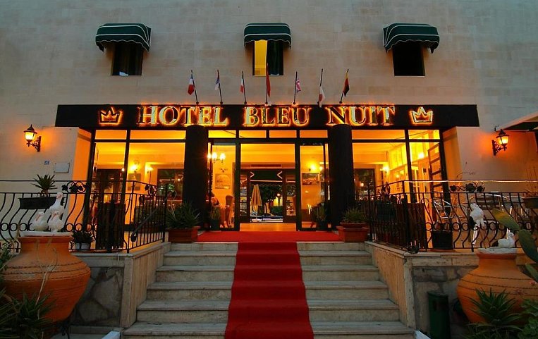 Blue Nuit Hotel 4*