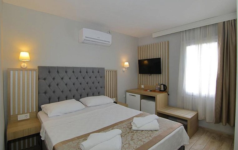 Blue Nuit Hotel 4*