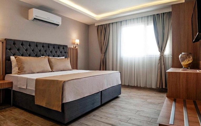 Blue Nuit Hotel 4*