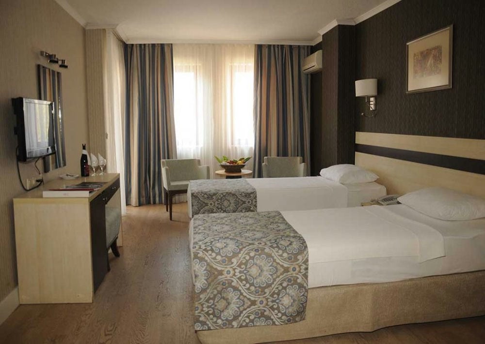 A11 Hotel Obakoy 4*