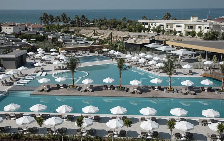 Green Garden Resort Hotel 4*