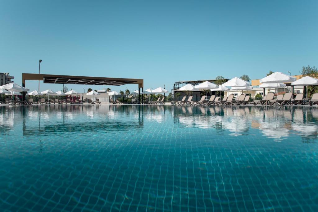 Green Garden Resort Hotel 4*