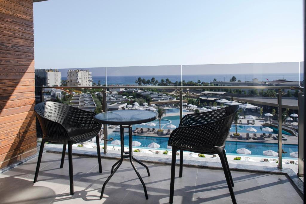 Green Garden Resort Hotel 4*