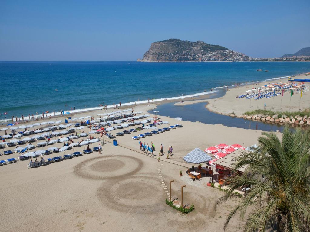 Green Garden Resort Hotel 4*