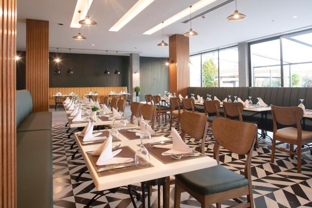Green Garden Resort Hotel 4*