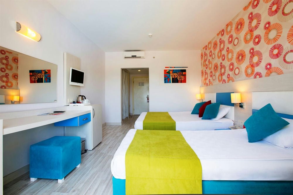 Ramada Resort Side 5*