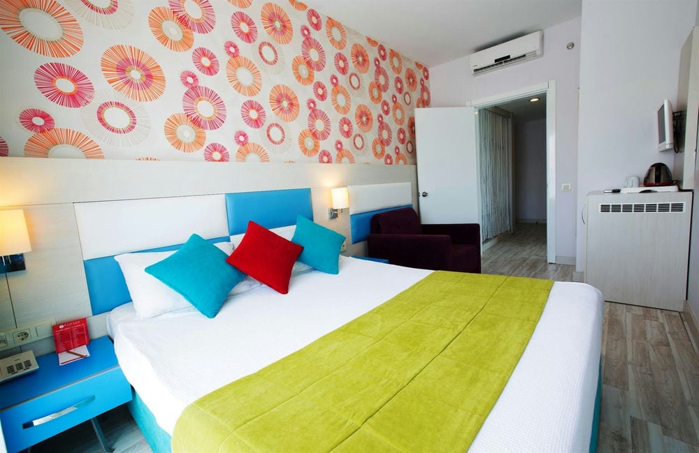Ramada Resort Side 5*