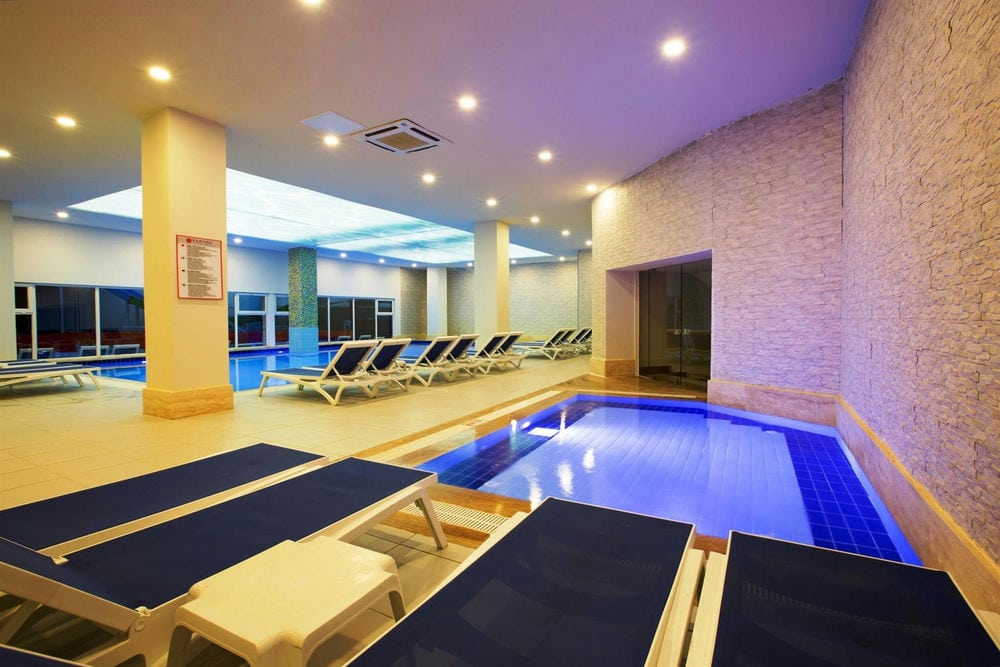 Ramada Resort Side 5*