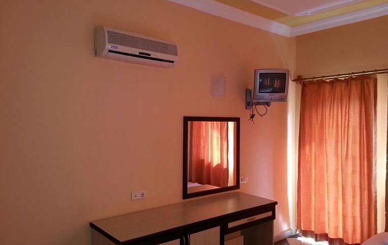 Santana Hotel 3*+