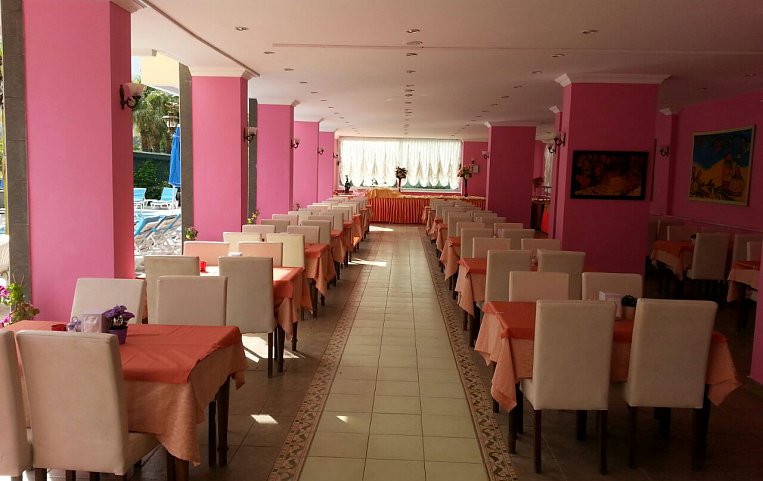 Santana Hotel 3*+