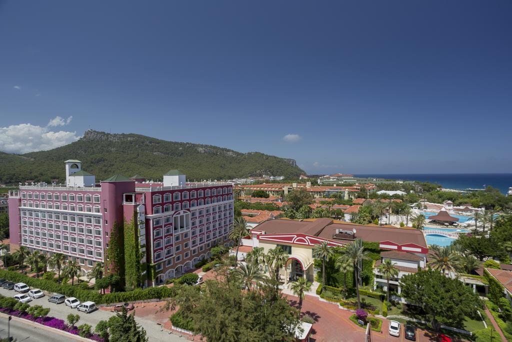 PGS Kiris Resort 5*