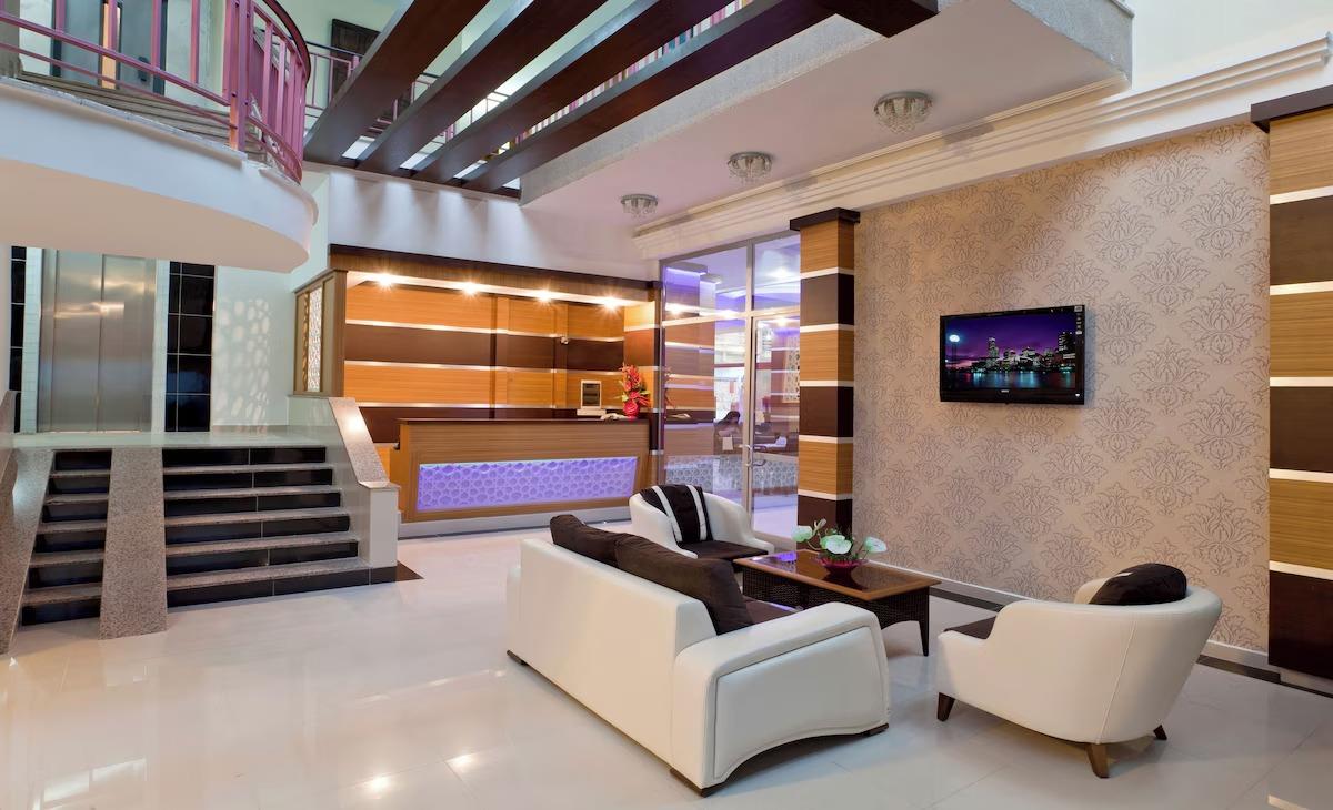 Diamore Hotel 3*