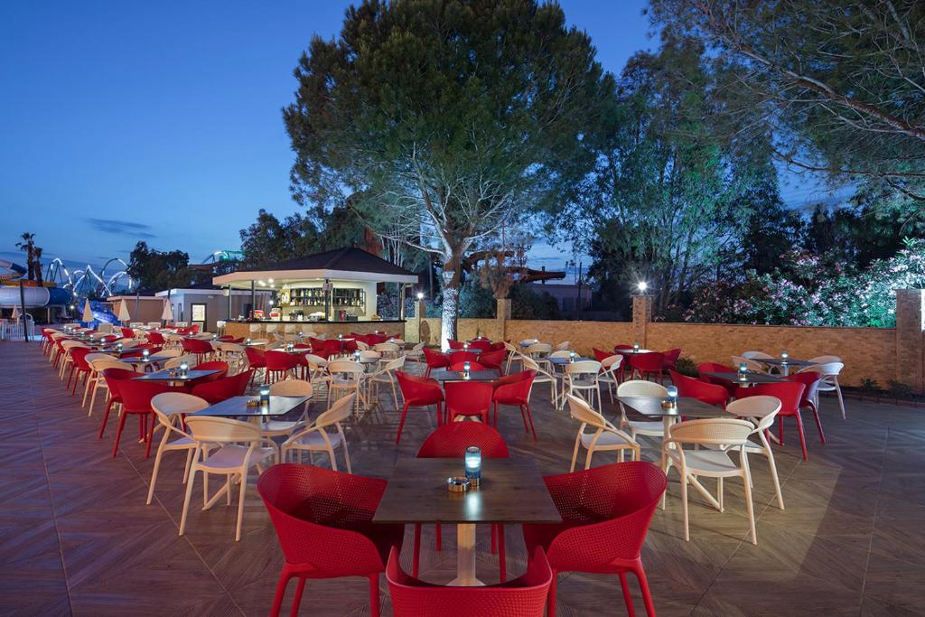 Aydinbey Queens Palace & Spa 5*