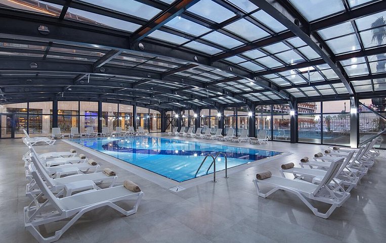 Aydinbey Queens Palace & Spa 5*