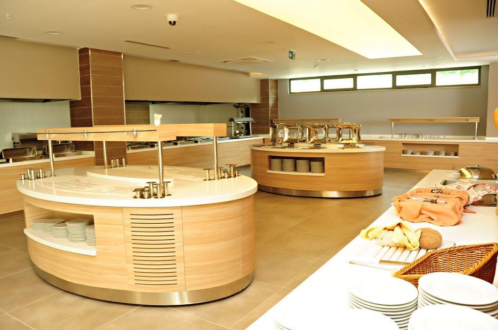 Orfeus Queen Hotel 4*