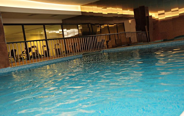 Orfeus Queen Hotel 4*