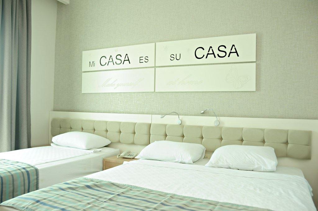 Orfeus Queen Hotel 4*