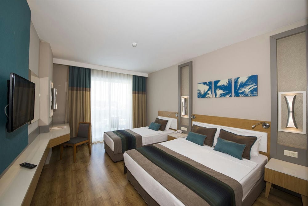 Palm World Side Resort 5*