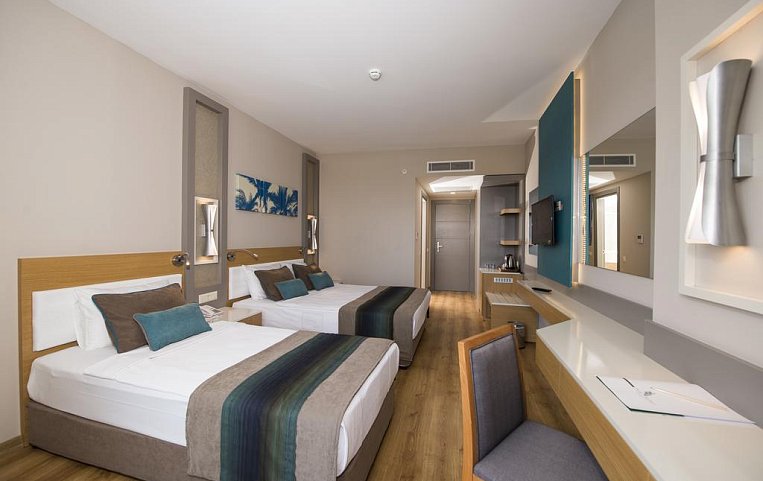 Palm World Side Resort 5*