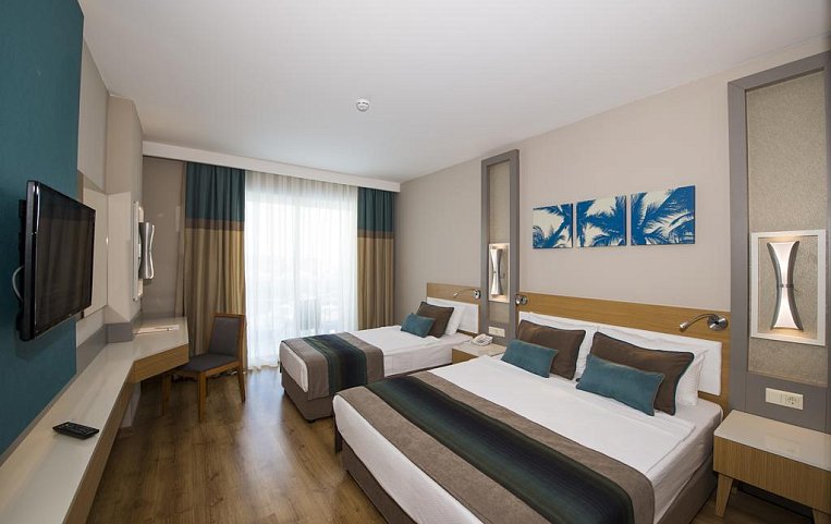 Palm World Side Resort 5*