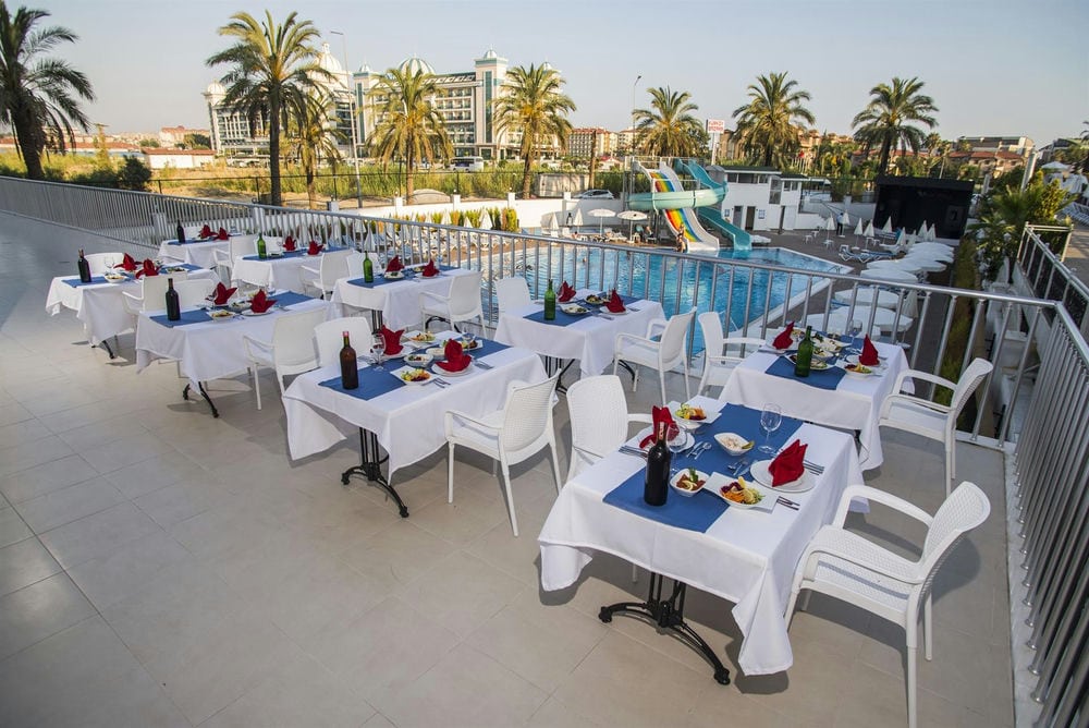 Palm World Side Resort 5*