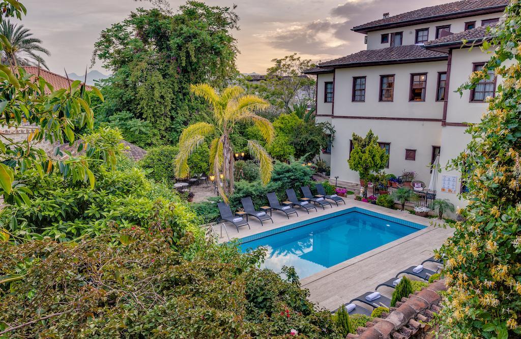 Tuvana Hotel 4*