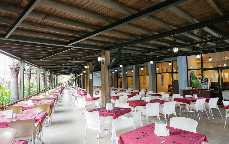 Caretta Relax Hotel 4*