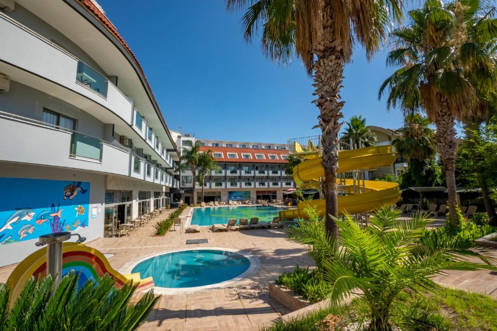 Dedeman Kemer Resort 5*