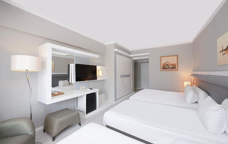 Dedeman Kemer Resort 5*