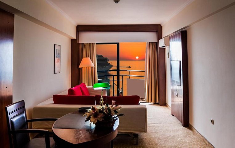 Derici Hotel 4*