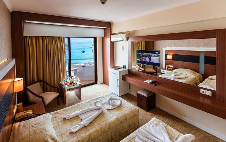 Derici Hotel 4*