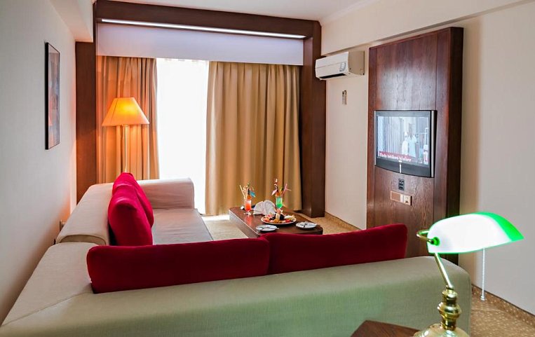 Derici Hotel 4*