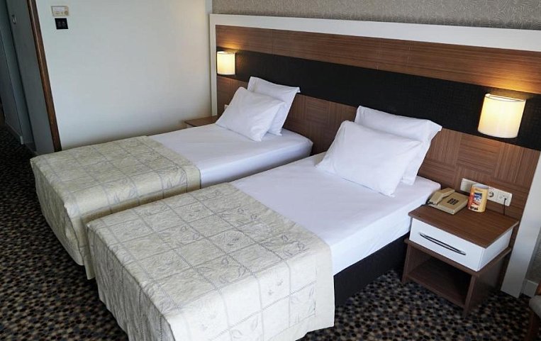 Derici Hotel 4*