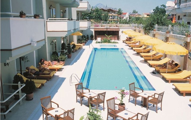 Nar Hotel 3*