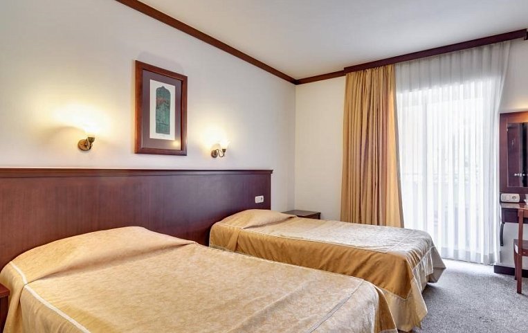 Nar Hotel 3*