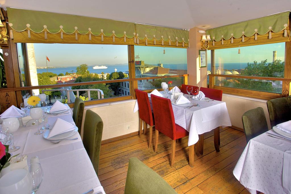 1207 (ex. ALZER HOTEL)
