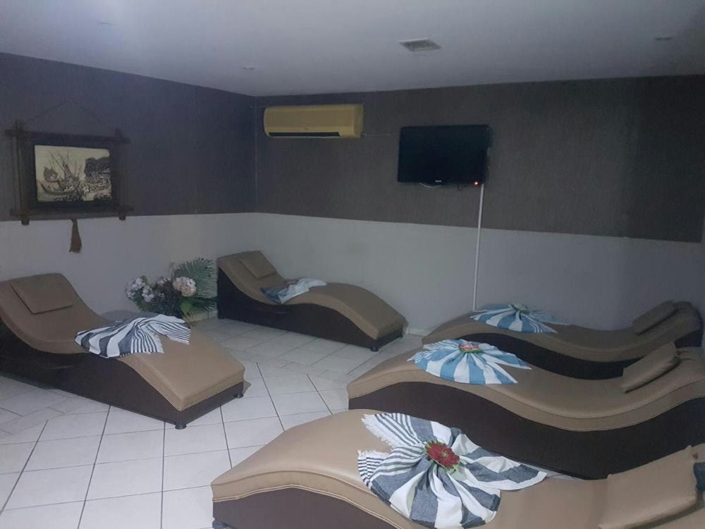 ACROPOL BEACH HOTEL
