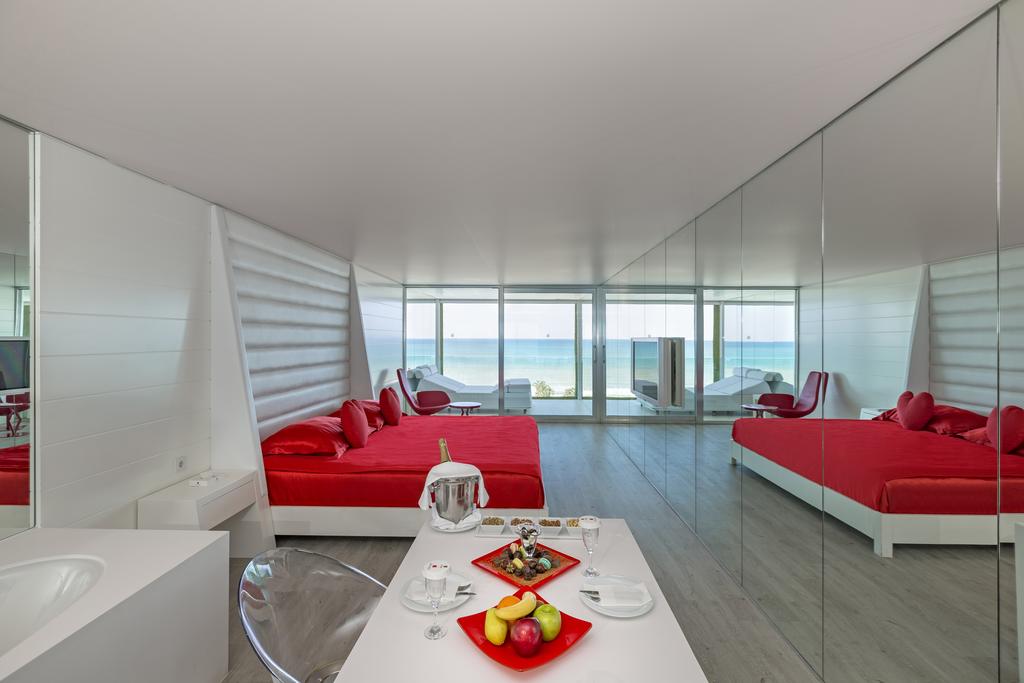 ADAM & EVE HOTEL