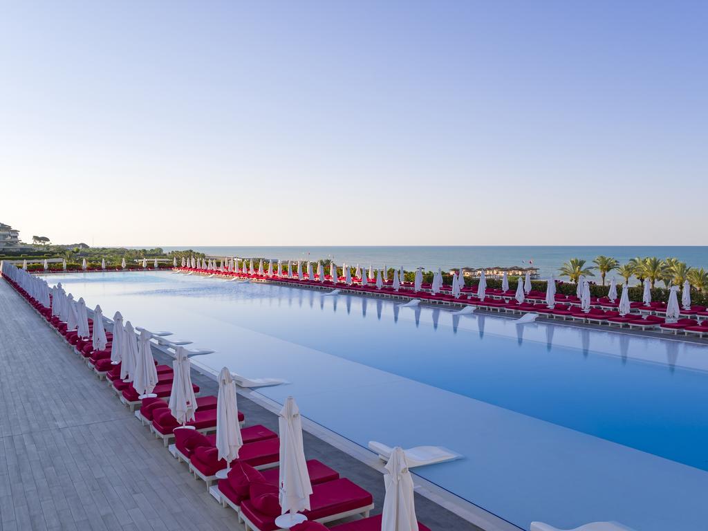 ADAM & EVE HOTEL