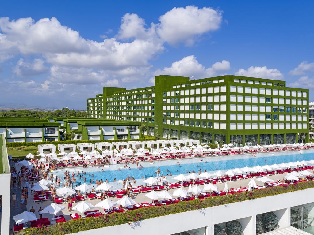 ADAM & EVE HOTEL