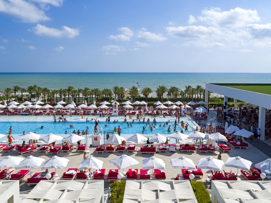ADAM & EVE HOTEL