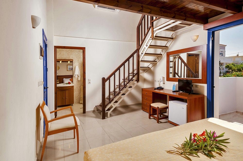 ADELAIS HOTEL