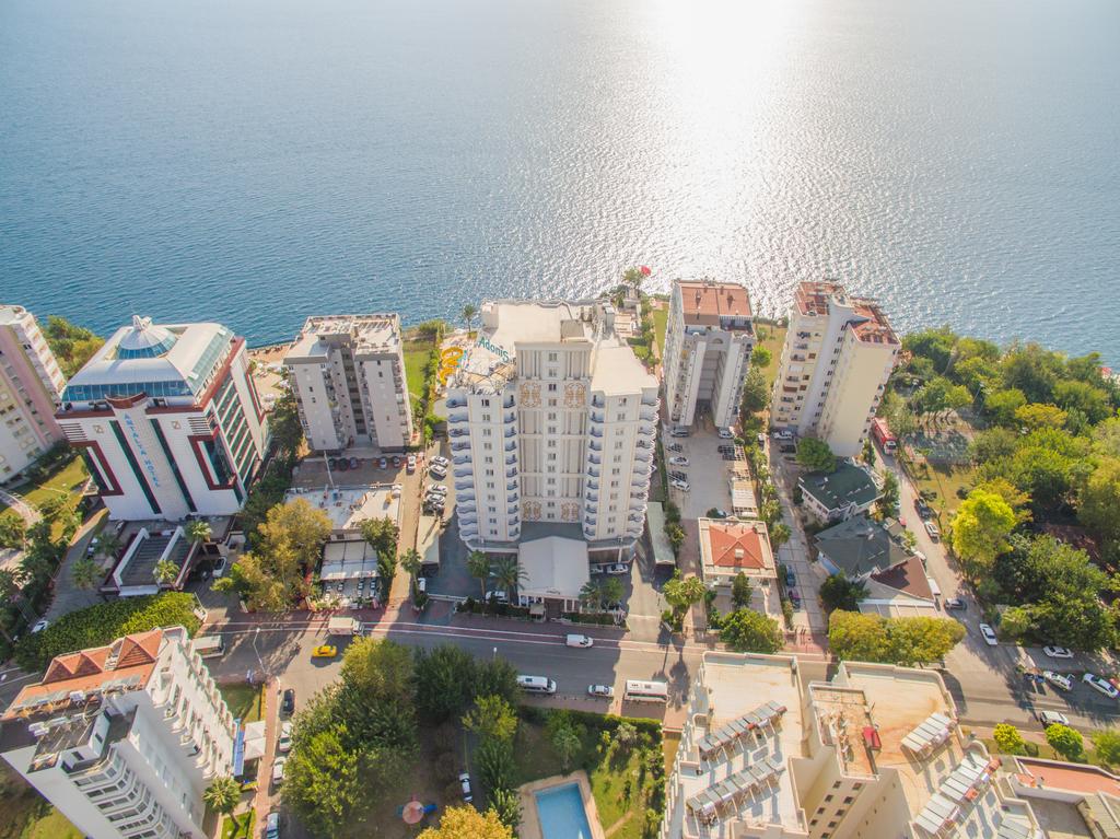 ADONIS HOTEL