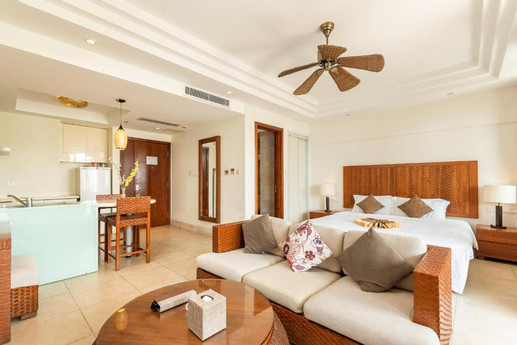 Aegean Suites Sanya Yalong Bay Resort