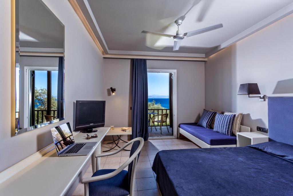 AEOLOS BEACH RESORT